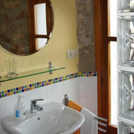 Cal Capdevila Apartment Pira