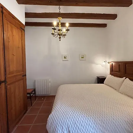 Holiday home Cal Capdevila