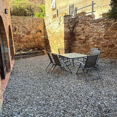 Cal Capdevila Holiday home Pira
