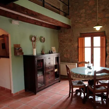 Cal Capdevila Apartment Pira