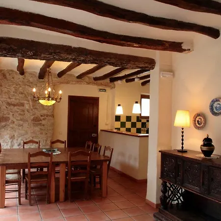Cal Capdevila Apartment Pira